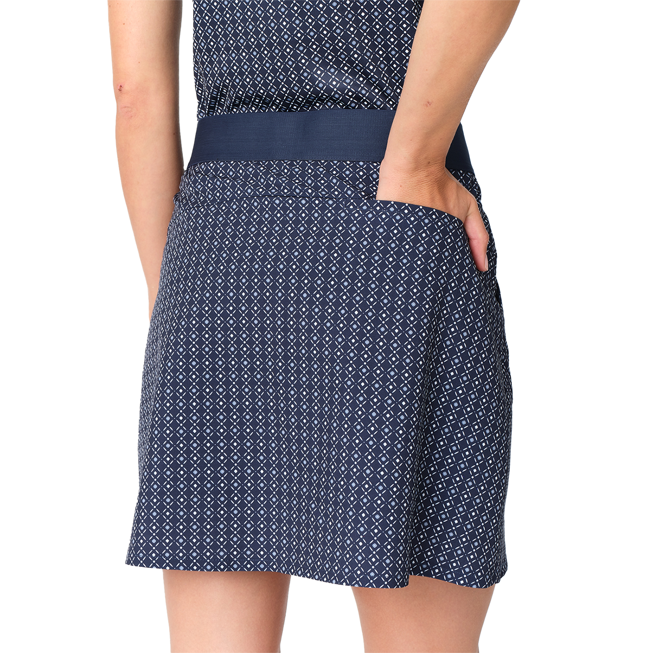 NAVY BACK MODEL LIFESTYLE INFO