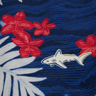 NAVY/SAVVY RED DETAIL LIFESTYLE INFO